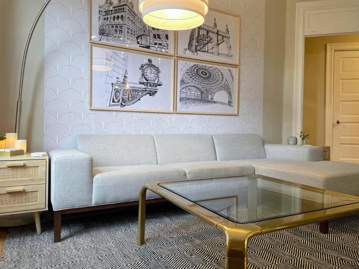 The Warhola Bloomfield By Luxe Pgh Apartment Pittsburgh Bagian luar foto