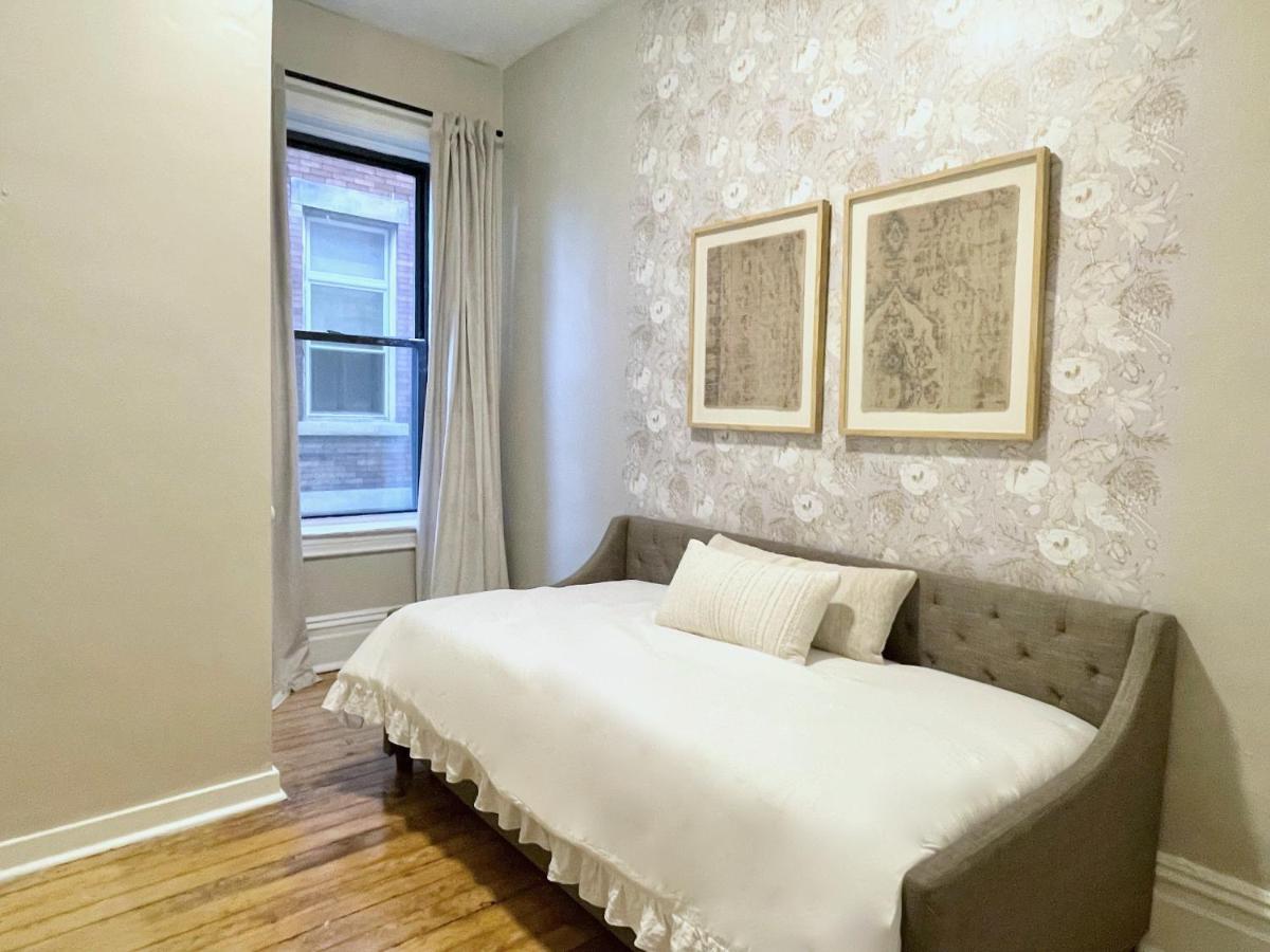 The Warhola Bloomfield By Luxe Pgh Apartment Pittsburgh Bagian luar foto